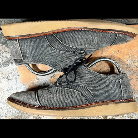 TOMS Shoes Mens Size 8.5 Gray Faded Denim Canvas Lace Up Dress/Casual Oxfords - Picture 4 of 9